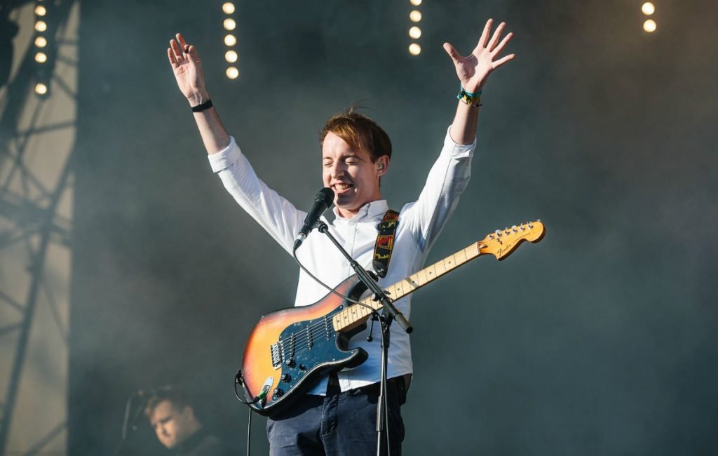 Bombay Bicycle Club lança novo single