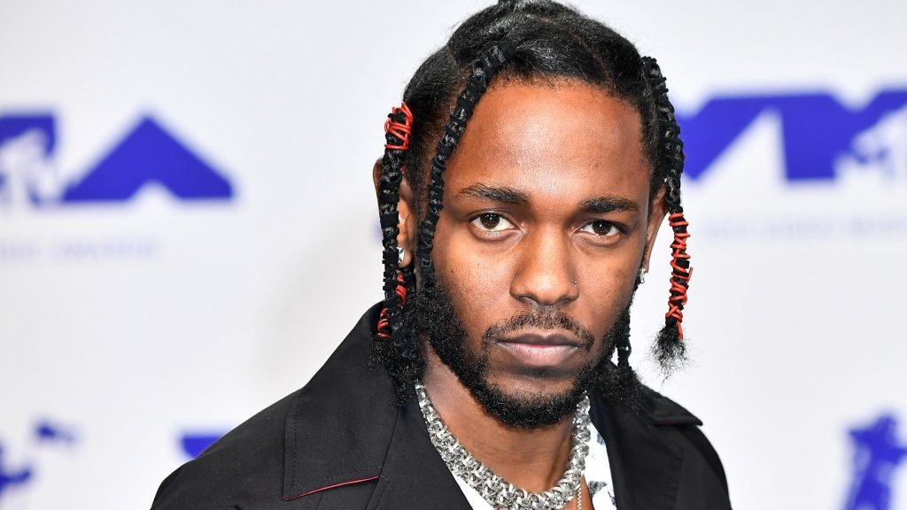 Kendrick Lamar bate recorde da Billboard