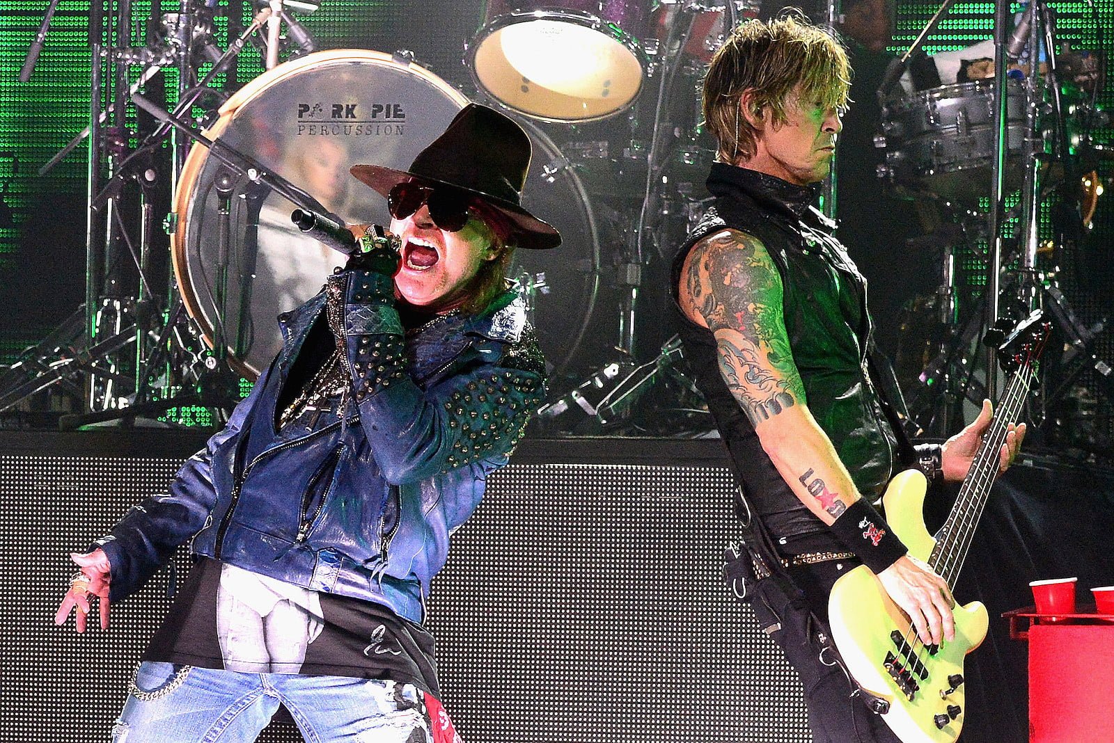 Guns n' Roses adiciona show surpresa na turnê