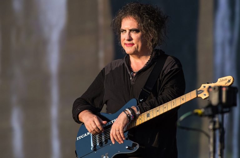 The Cure lança 40 Live Curaetion 25 + Anniversary