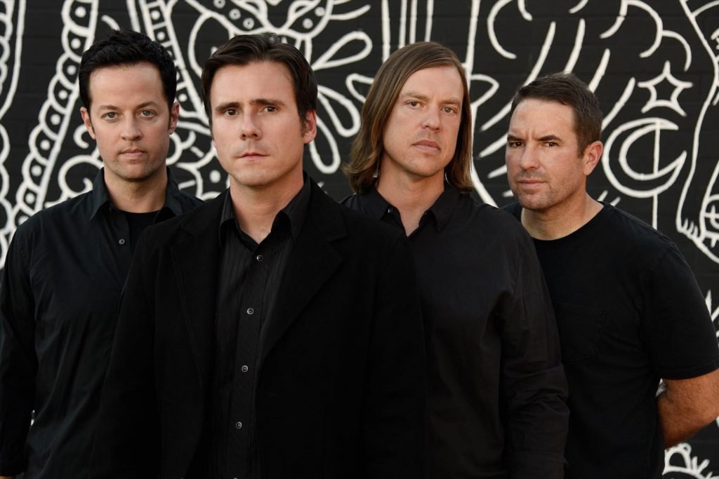 Jimmy Eat World lança lyric video de Love Never