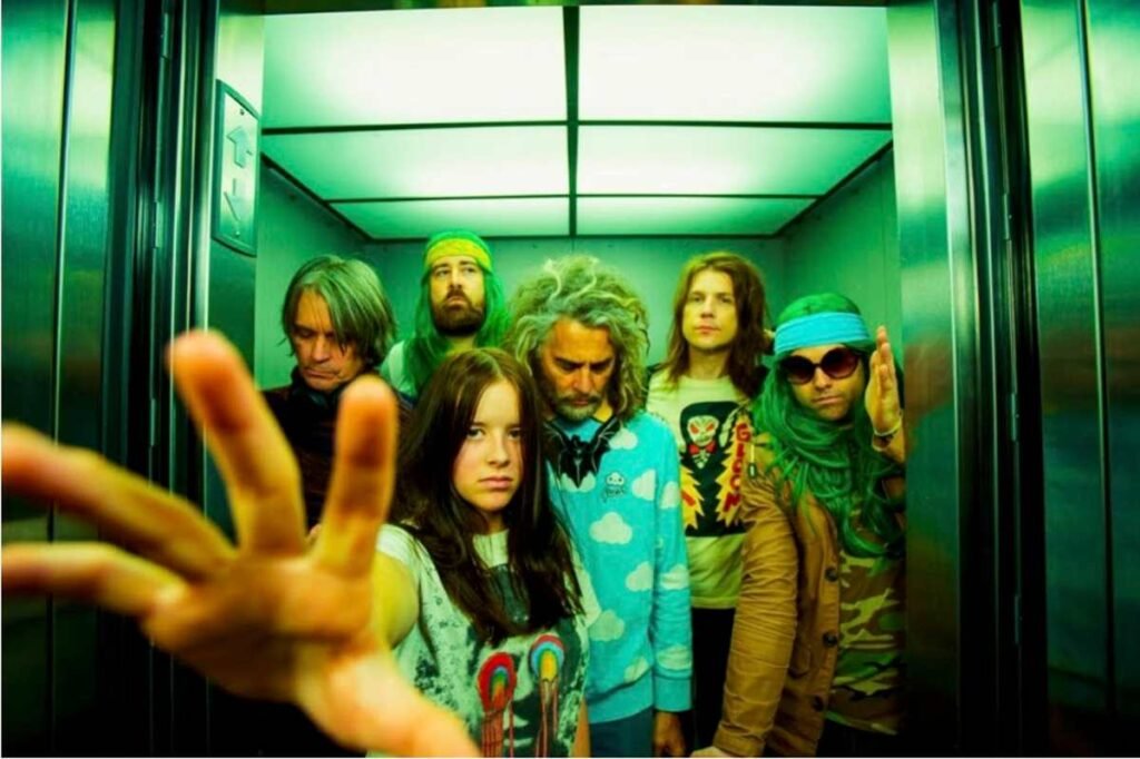 reunião de Nell Smith e Flaming Lips