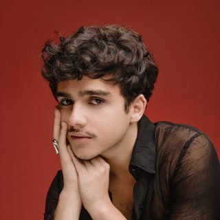 Caike Souza lança álbum com causos de amor