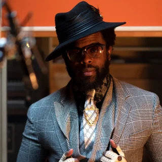 Entrevista | Adrian Younge – “Este álbum é um sonho, é o ápice da minha capacidade”