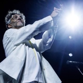 Fito Páez celebra a vida e lança o álbum de renascimento “Shine”