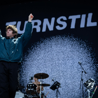 Lollapalooza 2026 divulga horários e divisão de palcos