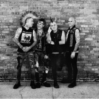 Entrevista exclusiva | The Casualties – “Ver o que acontece no Brasil e comparar com os EUA foi a forma como esse disco saiu”